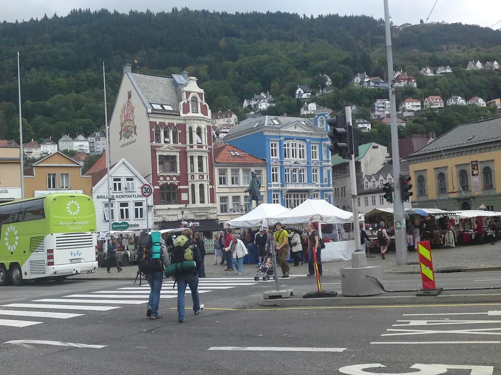 City Sauna Bergen: A Floating Harbour Sauna Guide