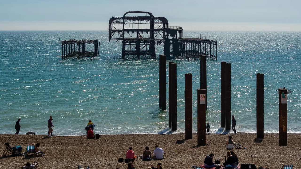 Luna Hut Sauna Brighton: Sessions, Prices and What to Expect