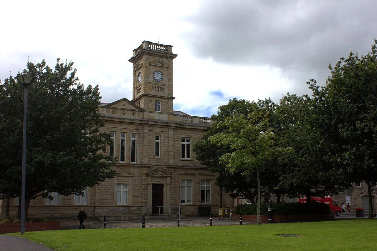 Harbour House, Custom House St, Derry - geograph.org.uk