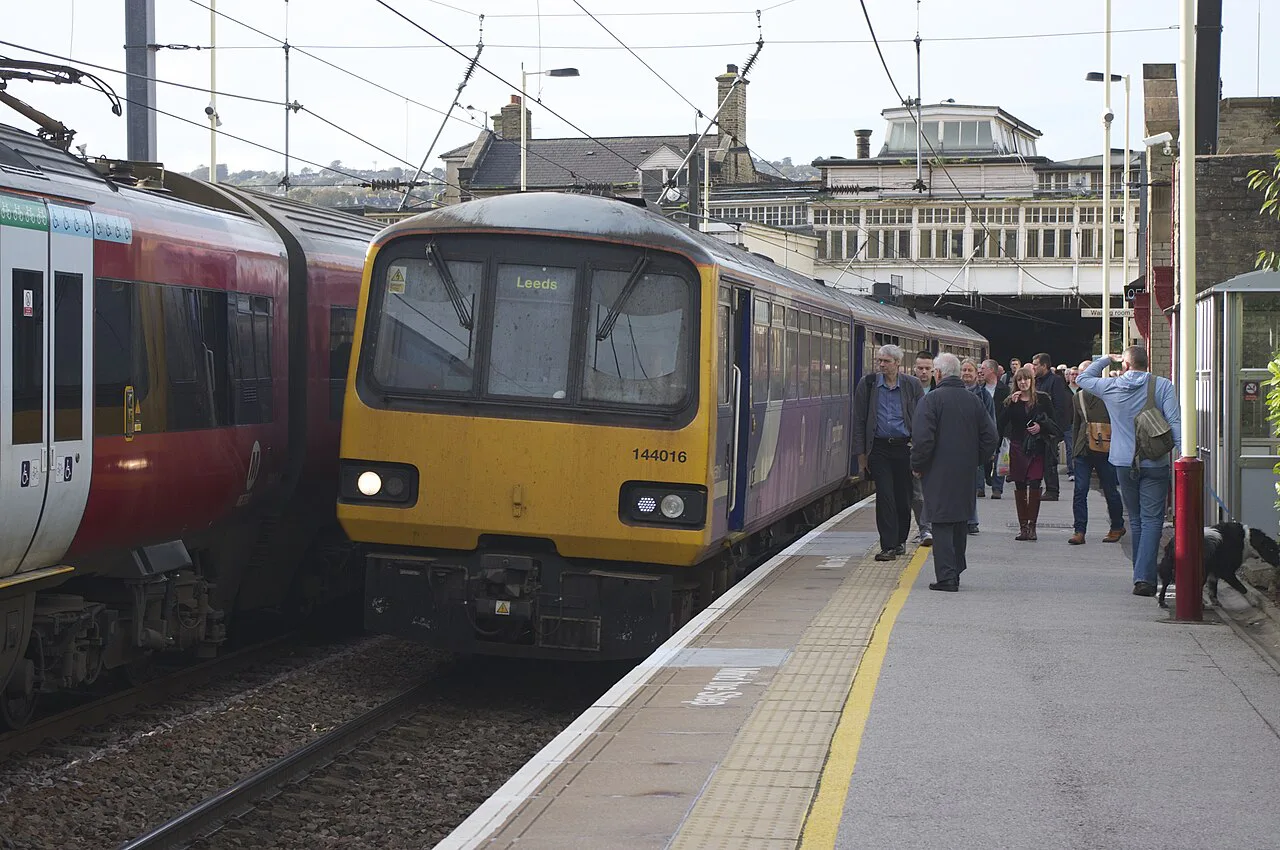 Arrives at Keighley, Leeds