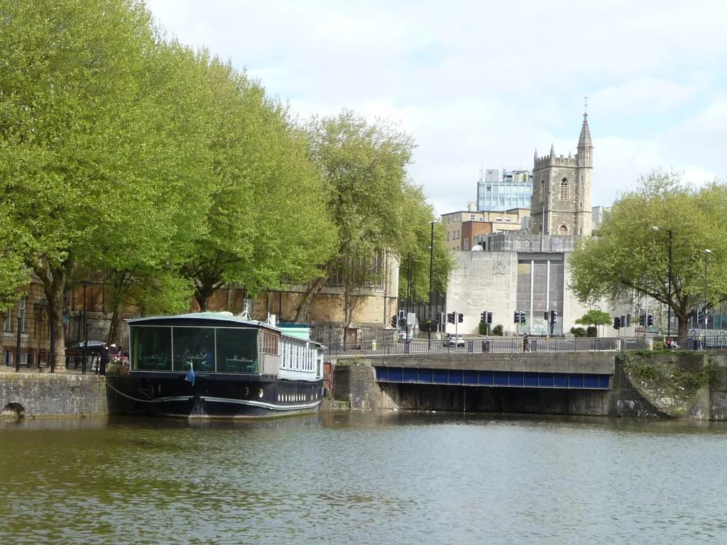 Baldwin Street strengthened, over the Floating Harbour - geograph.org.uk, Norwich