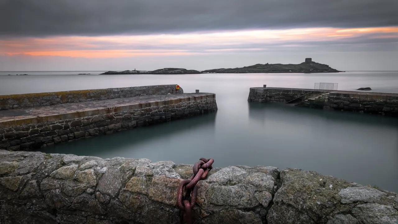 Sunrise in Dalkey - Dublin, Ireland - Seascape photography, Europe