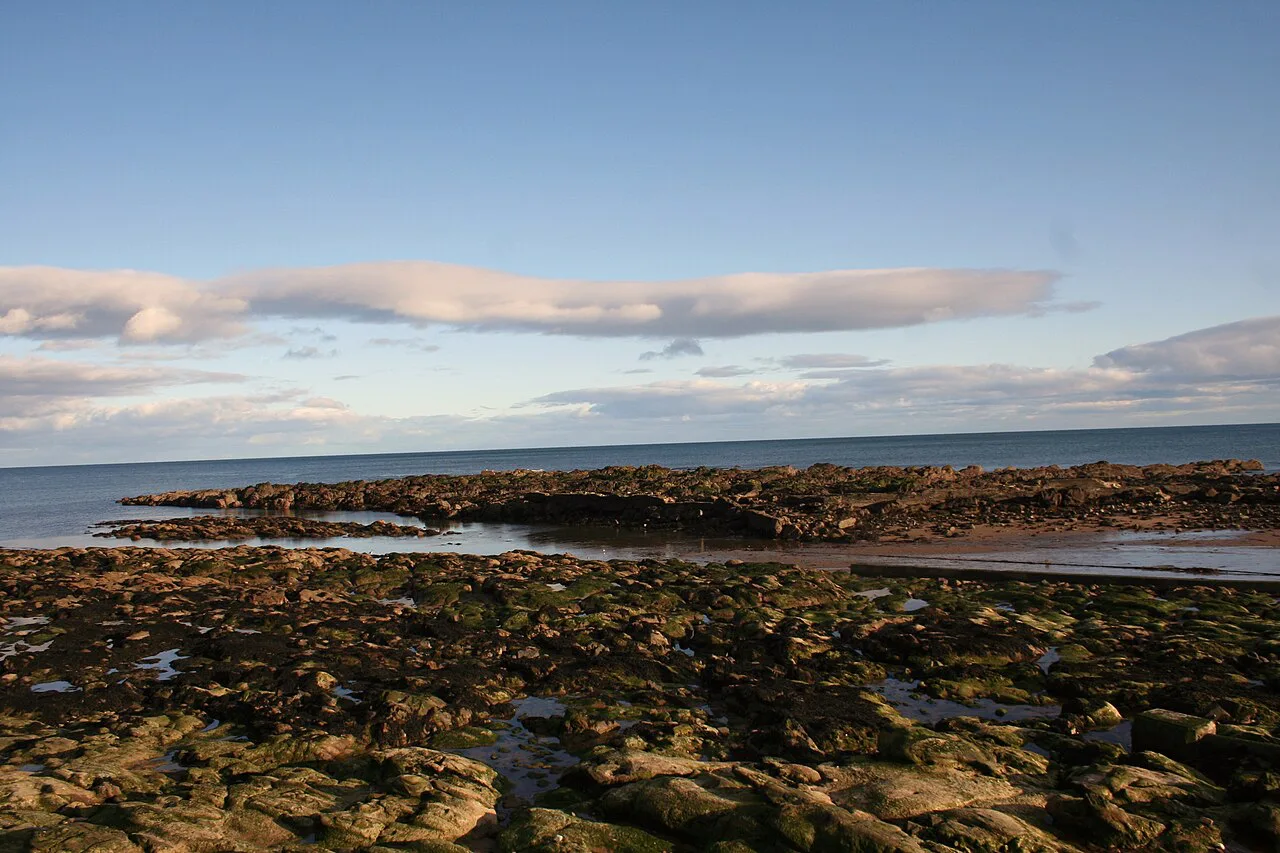Cowie Harbour Entrance - geograph.org.uk, United Kingdom