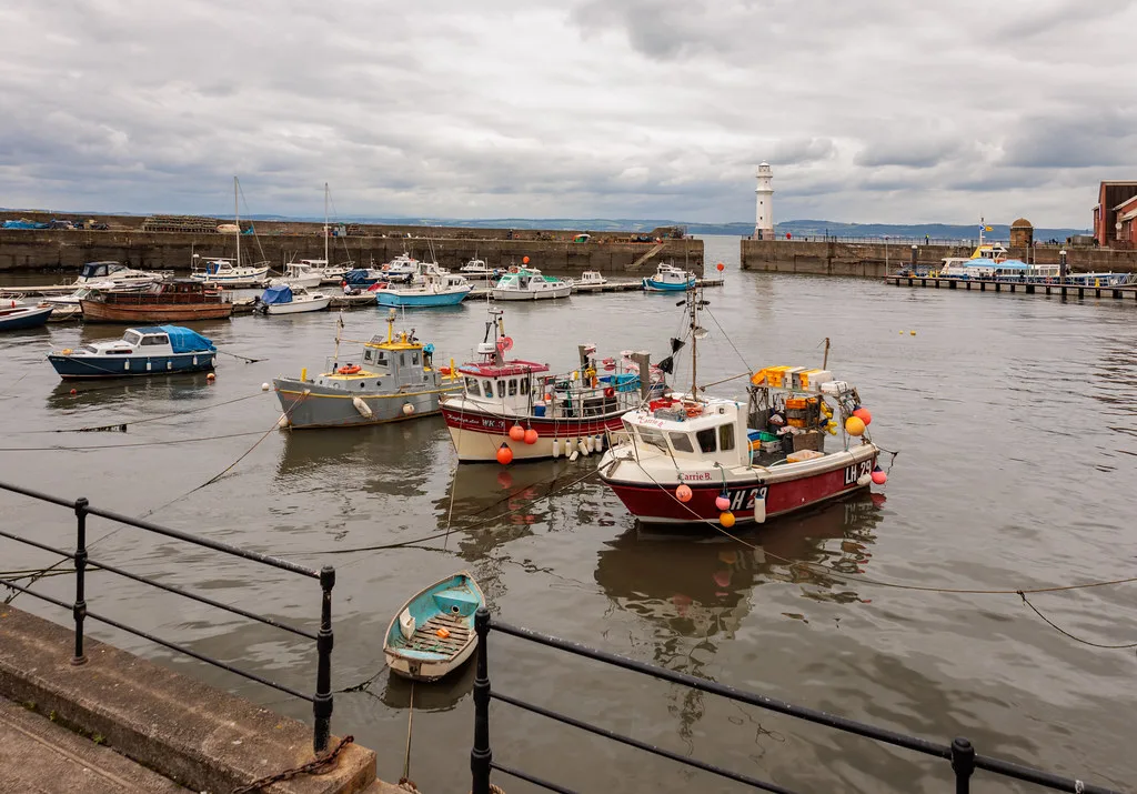 Heavy Skies Over The Firth, Edinburgh