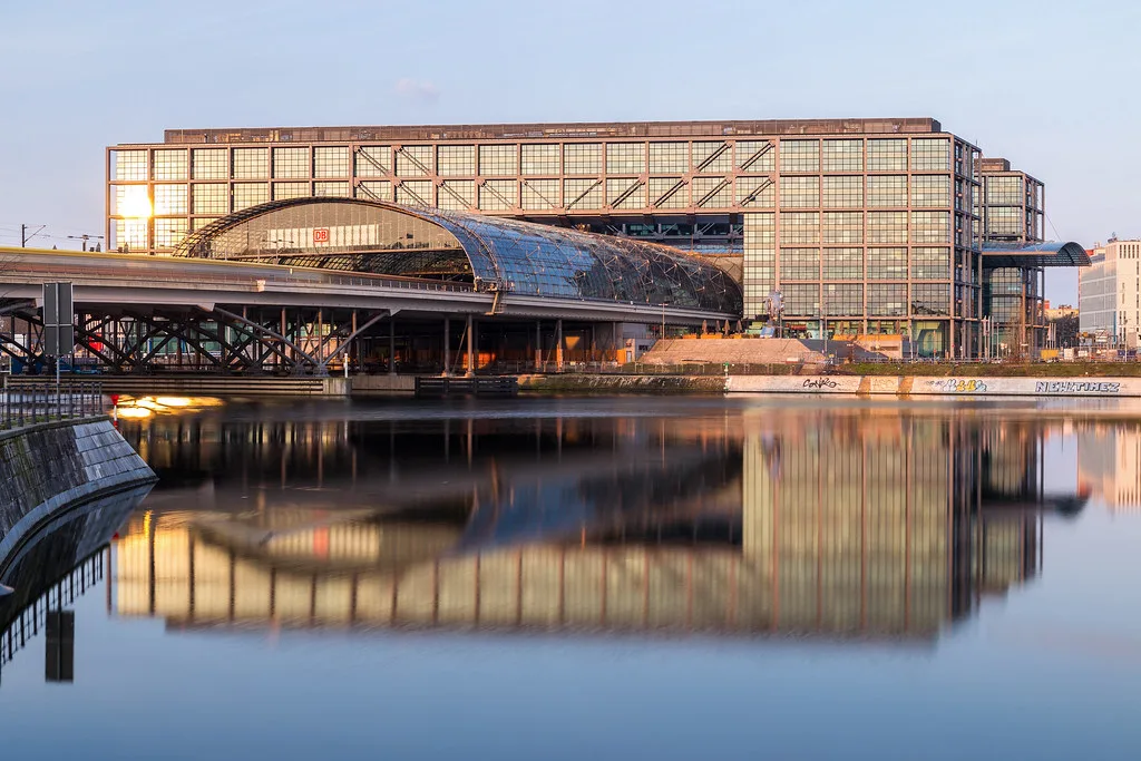 Berlin central station reflecting in Humboldt harbour