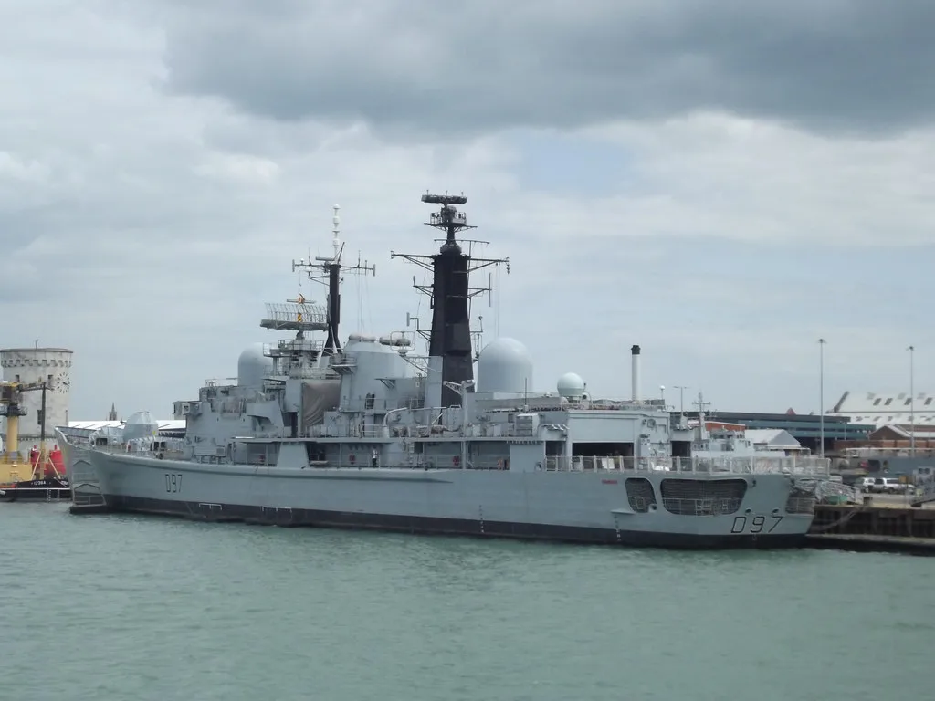 Harbour Tours - Portsmouth Harbour - HMS Edinburgh (D