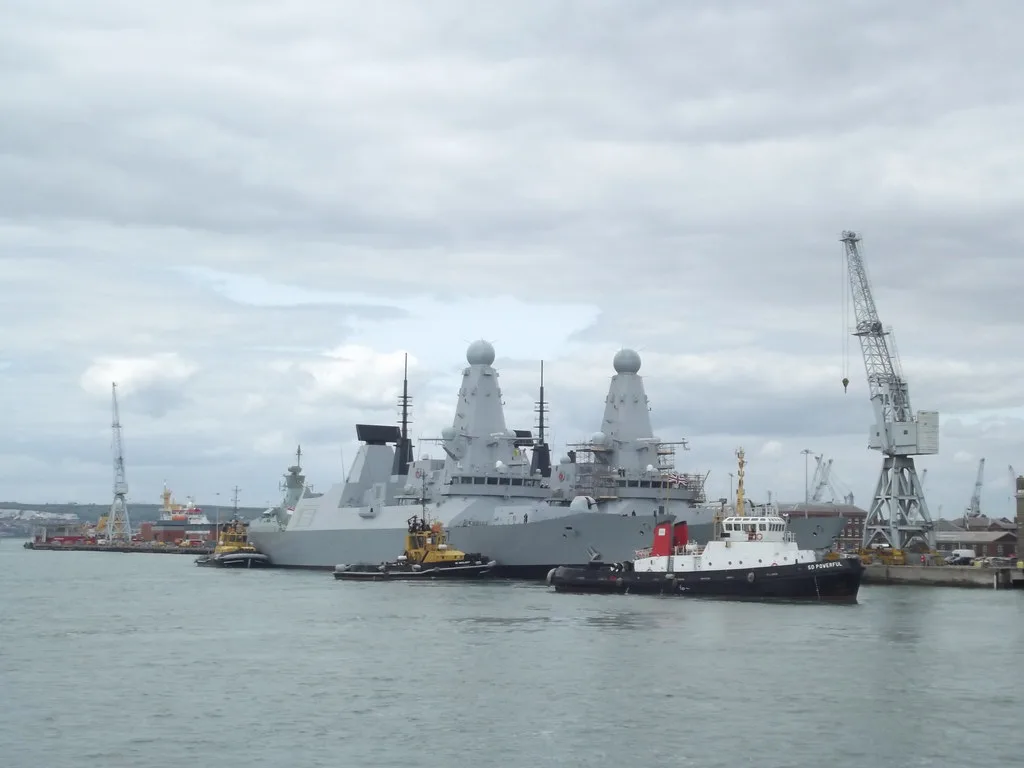 Harbour Tours - Portsmouth Harbour - HMS Duncan (D, Glasgow